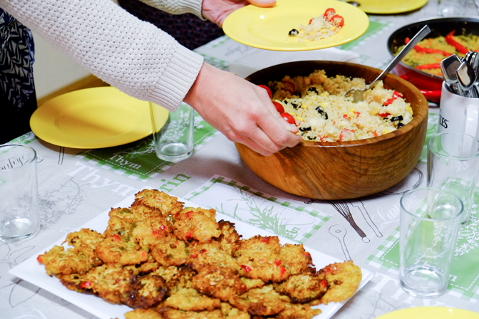 Nos vamos de tapas justas por la Feria ¿te vienes?