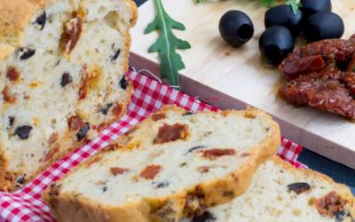 Cake tomates secos y zaatar