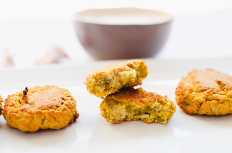 Falafel con salsa de yogurt